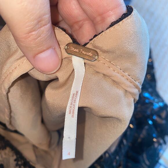 Free People Black Night Shimmer Mini Dress Sequin Sleeveless Lace Black size 4 - Picture 4 of 5